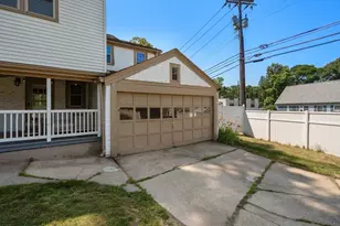 107 Perkins St, Springfield, MA 01118 - Photo 26