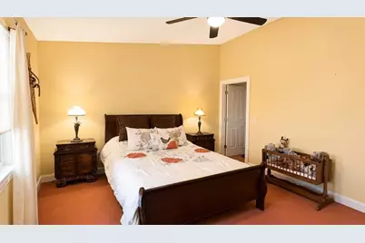 717 Northampton St #12, Holyoke, MA 01040 - Photo 28