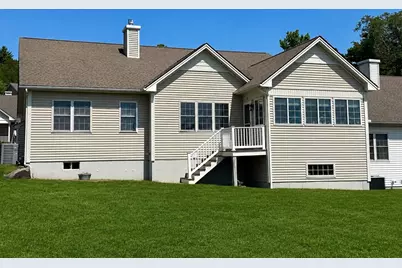 717 Northampton St #12, Holyoke, MA 01040 - Photo 2