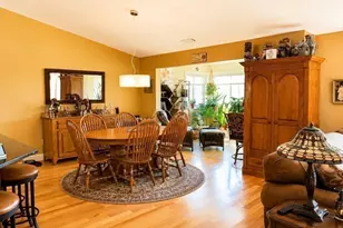717 Northampton St, Holyoke, MA 01040 - Photo 18
