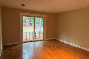 85 Ford St, Methuen, MA 01844 - Photo 8