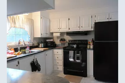 15 Canterbury Lane, Rockland, MA 02370 - Photo 4