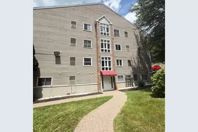 44 Maria Ave #105, Southbridge, MA 01550 - Photo 2
