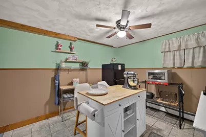 212 Pine Grove St, New Bedford, MA 02745 - Photo 42