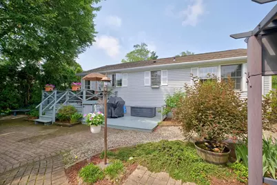 212 Pine Grove St, New Bedford, MA 02745 - Photo 8
