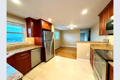 116 Upton Rd, Waltham, MA 02452 - Photo 4