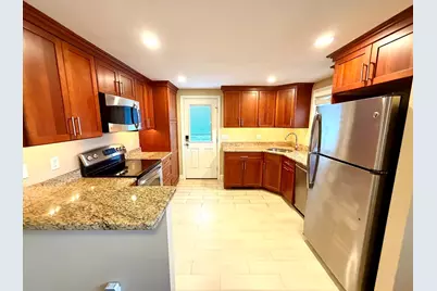 116 Upton Rd, Waltham, MA 02452 - Photo 6