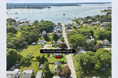 10 Cleveland Ave, Wareham, MA 02532 - Photo 2