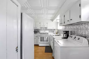 10 Cleveland Ave, Wareham, MA 02532 - Photo 4