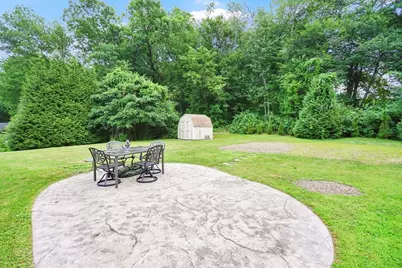 133 Mosier St, South Hadley, MA 01075 - Photo 32
