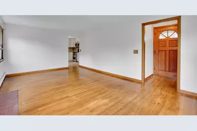 133 Mosier St, South Hadley, MA 01075 - Photo 12