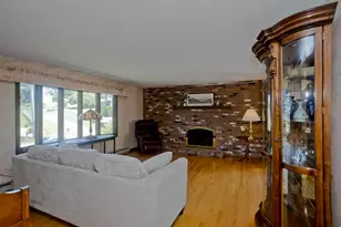 9 Dowds Ln, Chicopee, MA 01020 - Photo 4
