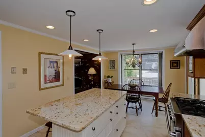 9 Dowds Ln, Chicopee, MA 01020 - Photo 8