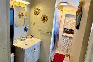 62 Mechanic St, Leominster, MA 01453 - Photo 6