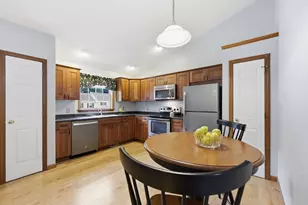 19 Rosewood Ln, Southwick, MA 01077 - Photo 8