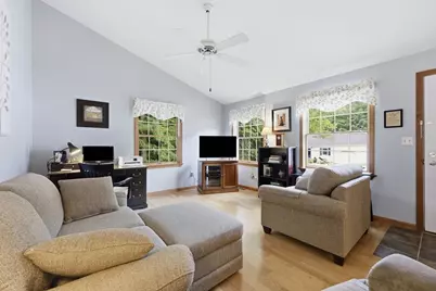 19 Rosewood Ln #19, Southwick, MA 01077 - Photo 12
