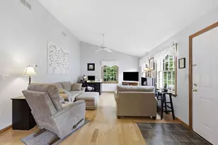 19 Rosewood Ln, Southwick, MA 01077 - Photo 14