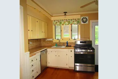 465 Spring Street, Northampton, MA 01053 - Photo 8