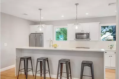 6 Greenleaf Ave #2, Medford, MA 02155 - Photo 6