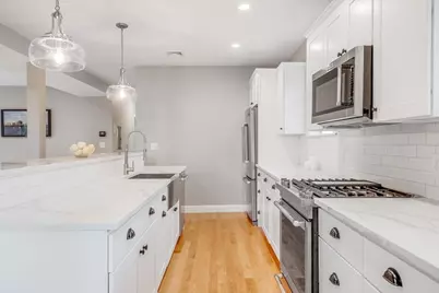 6 Greenleaf Ave #2, Medford, MA 02155 - Photo 8