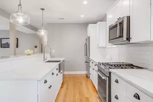6 Greenleaf Ave, Medford, MA 02155 - Photo 8