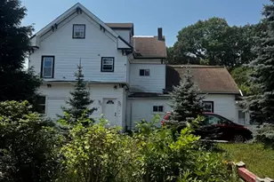 6 Franklin St, Boston, MA 02136 - Photo 1