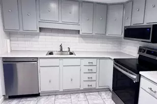 404 Paradise Rd, Swampscott, MA 01907 - Photo 14