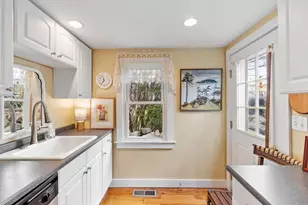 34 High St, Rockport, MA 01966 - Photo 8