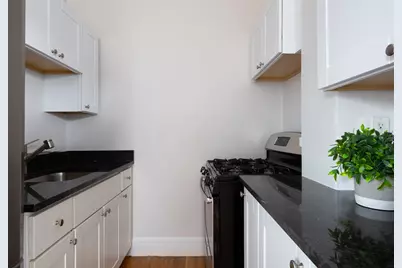 16 Chauncy St #43, Cambridge, MA 02138 - Photo 10