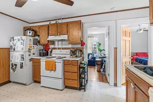 12 Johnson Ave, Easthampton, MA 01027 - Photo 12