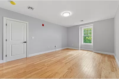 585 Washington St #model, Quincy, MA 02169 - Photo 8