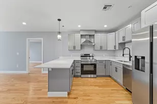 585 Washington St, Quincy, MA 02169 - Photo 2