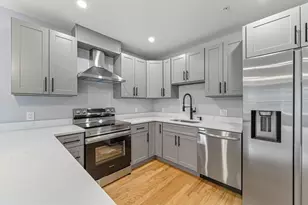 585 Washington St, Quincy, MA 02169 - Photo 4