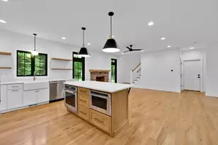 1322 Center St, Ludlow, MA 01056 - Photo 4