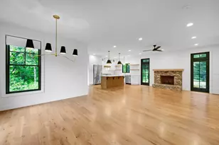 1322 Center St, Ludlow, MA 01056 - Photo 2