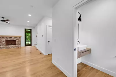 1322 Center St, Ludlow, MA 01056 - Photo 14