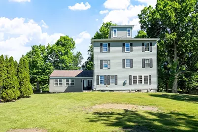 293 West St, Lunenburg, MA 01462 - Photo 1