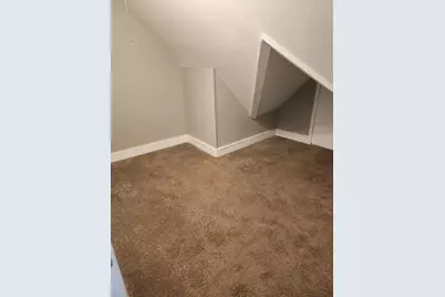 13 Sackett St #3rd, Westfield, MA 01085 - Photo 8