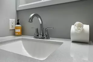 74 Tennis Plaza Rd, Dracut, MA 01826 - Photo 10