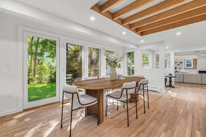 31 Alba Rd, Wellesley, MA 02481 - Photo 4