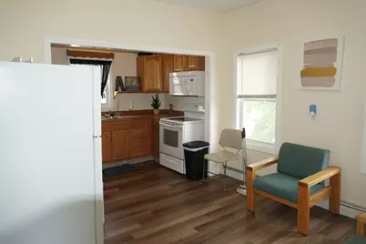 170 Middleboro Ave #2, Taunton, MA 02718 - Photo 4