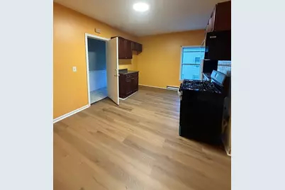 35 Florance St #2, Brockton, MA 02301 - Photo 4