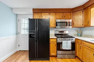 29 Lamplighter Ln, Chelmsford, MA 01863 - Photo 10