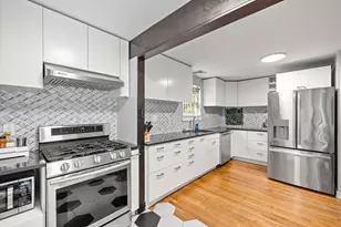 31 Lincoln St, Methuen, MA 01844 - Photo 8