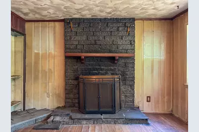 332 Batchelor St, Granby, MA 01033 - Photo 6