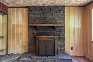 332 Batchelor St, Granby, MA 01033 - Photo 6
