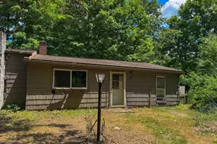 332 Batchelor St, Granby, MA 01033 - Photo 2