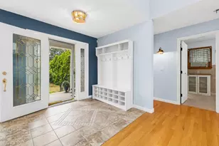 19 Forestview Dr, Fairhaven, MA 02719 - Photo 6