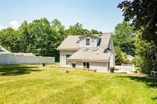510 W Lowell Ave, Haverhill, MA 01832 - Photo 4