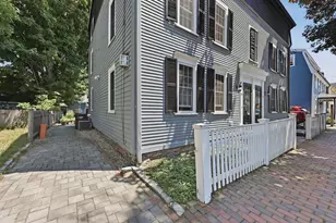 69 Prospect St, Newburyport, MA 01950 - Photo 2